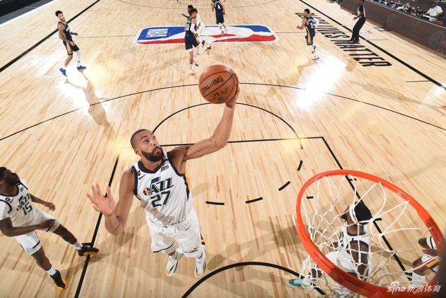 挺身而出 挺身而出