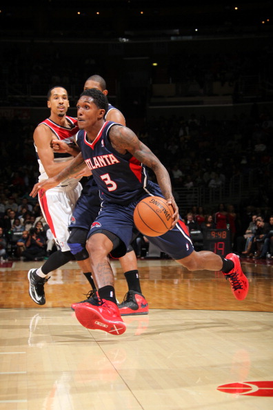 场进行了策 场进行了策