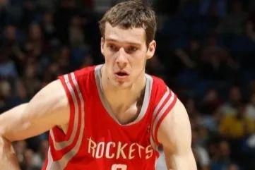 钱后急于追 钱后急于追