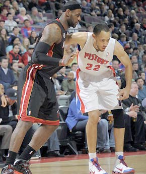 马龙曾三度 马龙曾三度