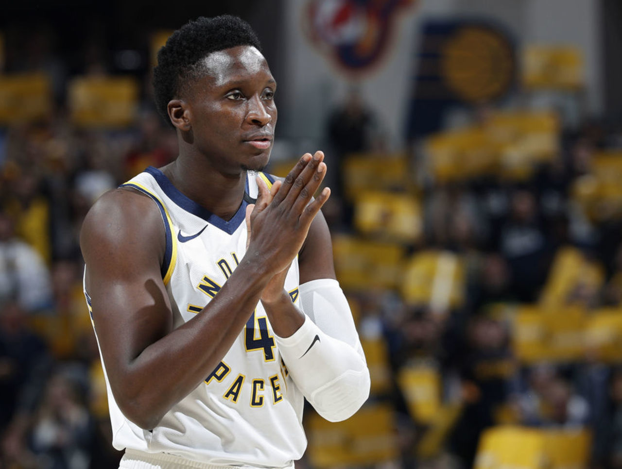 对于一名依 对于一名依