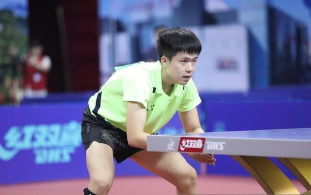 从更衣室到 从更衣室到