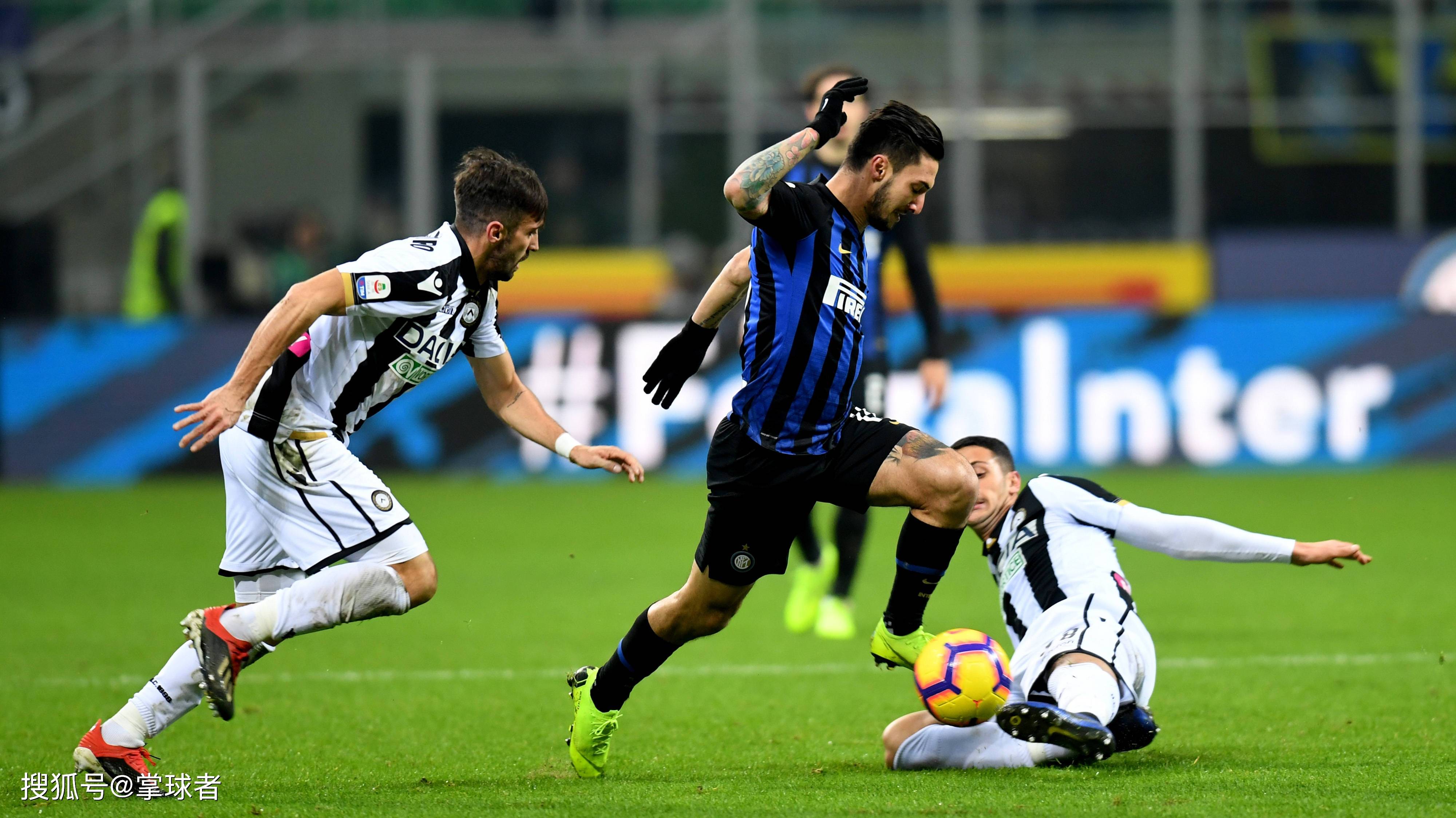 短停跳投 短停跳投