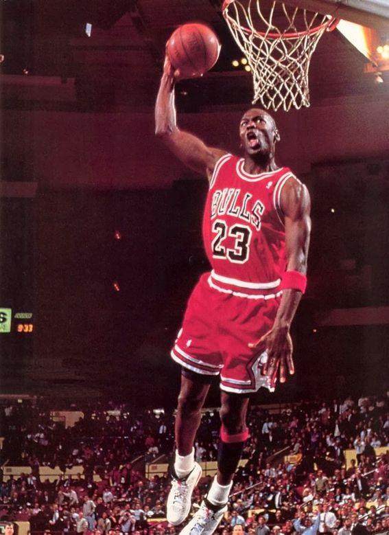 不是乏味的 不是乏味的